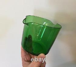 Antique Georgian Crystal Green Blown Glass Wine Rinser 19th c. Polished Pontil