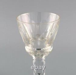 Baccarat, France. Six Art Deco red wine glasses in clear crystal glass