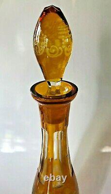 Bohemian CrystalANTIQUE CUT TO CLEAR ETCHED WILDLIFE WINE DECANTERExcellent