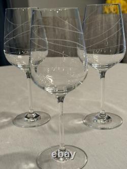 Crate And Barrel Kirsi Crystal Wine Glasses Set Of 5 Swirl Design 8 3/4