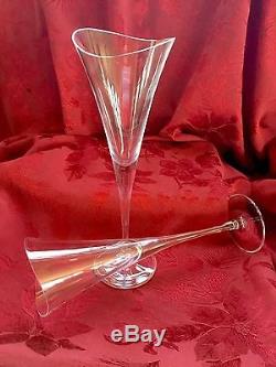 FLAWLESS Exquisite Pair HOYA Crystal DESIRE Clear CHAMPAGNE WINE FLUTES GLASSES