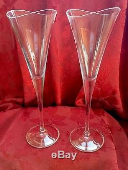 FLAWLESS Exquisite Pair HOYA Crystal DESIRE Clear CHAMPAGNE WINE FLUTES GLASSES