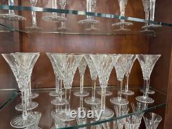 Fourteen Rare Waterford Ashbourne Wine Glasses Cut Lead Crystal Made Ireland