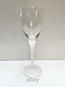 Mikasa (Set of 8) Vintage Alexandra Crystal Wine Glasses Frosted Flower Stem