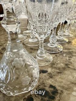 Set of 8 Clear Stemmed Etched Wine Glasses Diamond Pattern Round Glass